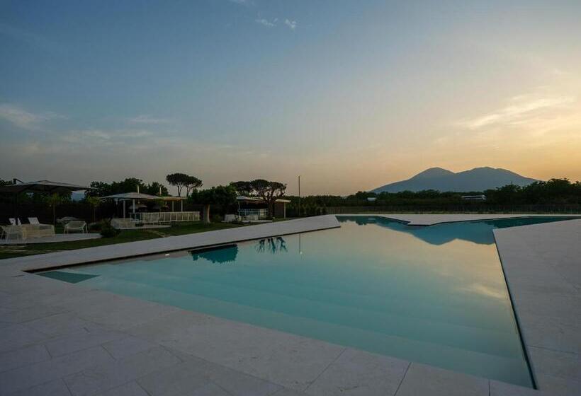 هتل Secret Garden Resort & Spa