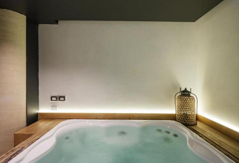 هتل Secret Garden Resort & Spa