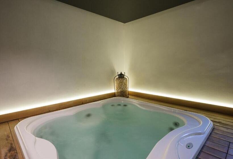 هتل Secret Garden Resort & Spa
