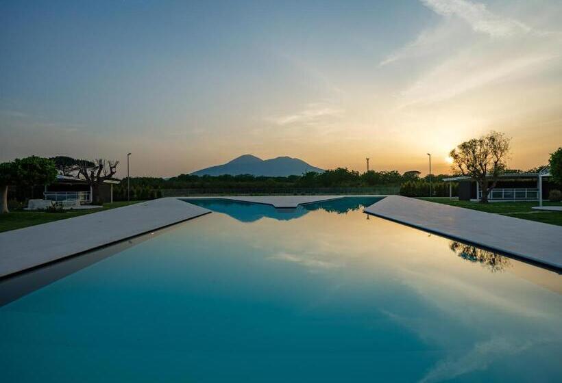 هتل Secret Garden Resort & Spa