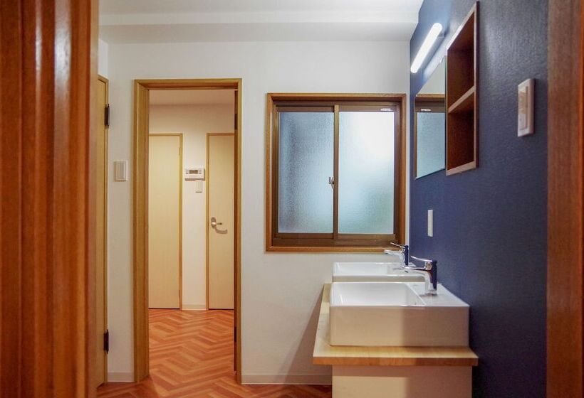 پانسیون Guesthouse Obama21:00 Hostel