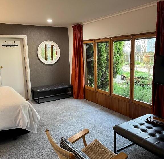 צימר Shy Cottage And Studio