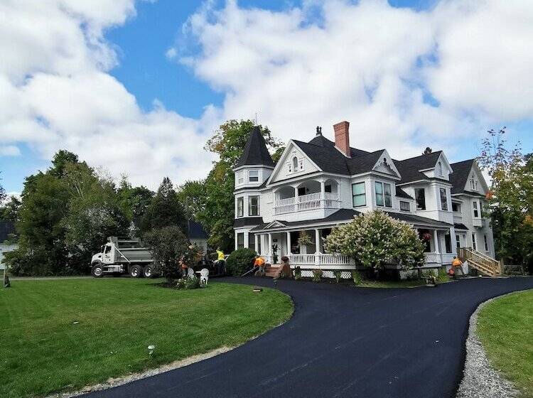By The River B&b