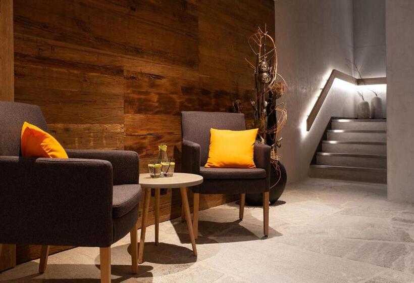 Отель Tannenhaus