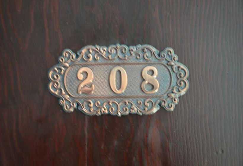 فندق Trending Inn