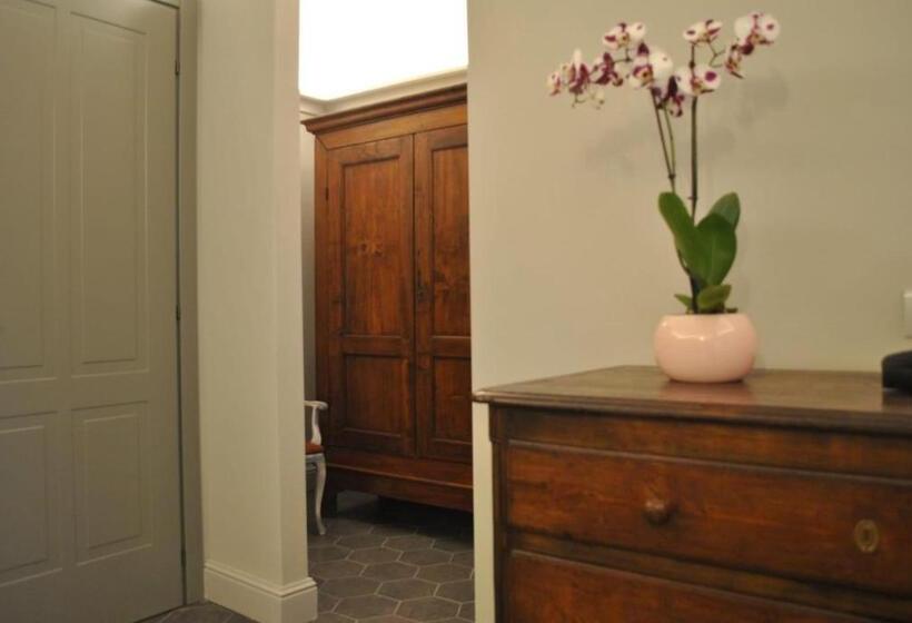 تختخواب و صبحانه Locanda San Tomaso Affittacamere