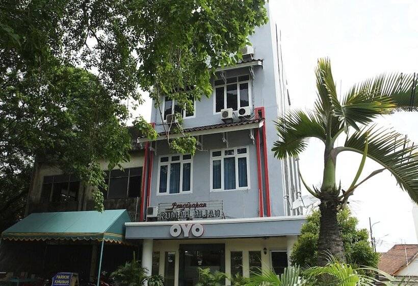 هتل Oyo 236 Penginapan Rumah Hijau