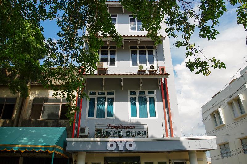هتل Oyo 236 Penginapan Rumah Hijau