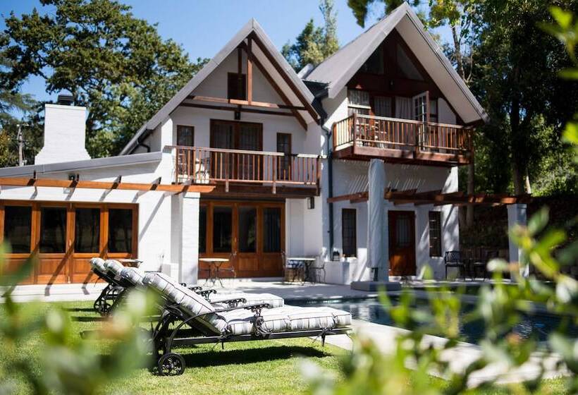 پانسیون Simonzicht Guest House