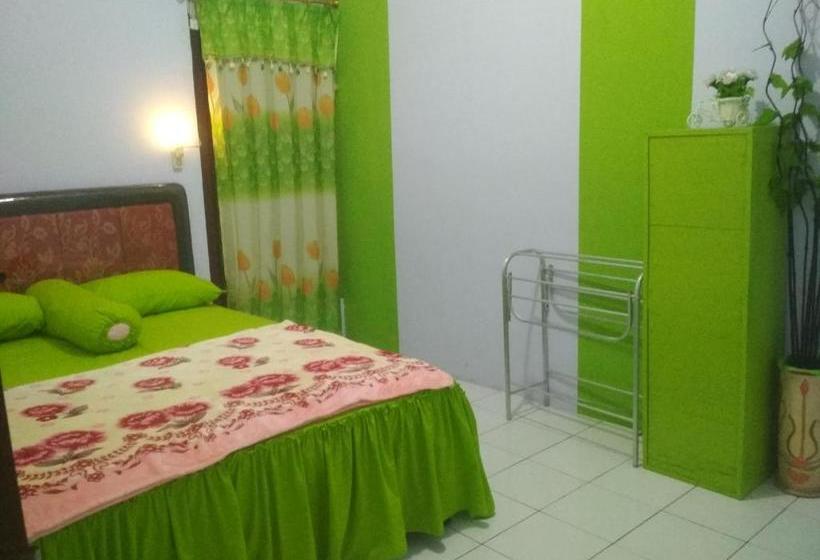 تختخواب و صبحانه Quinn Homestay