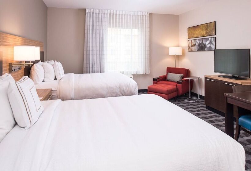 هتل Towneplace Suites By Marriott Merced