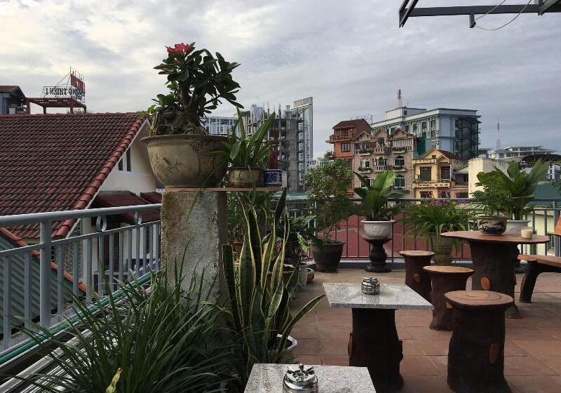 Maily Hostel