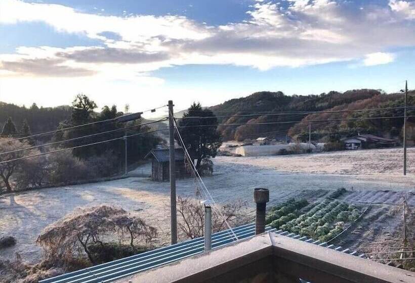 بنسيون Guesthouse Lahar  Hostel