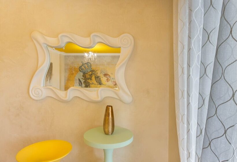 تختخواب و صبحانه Villa Furoa