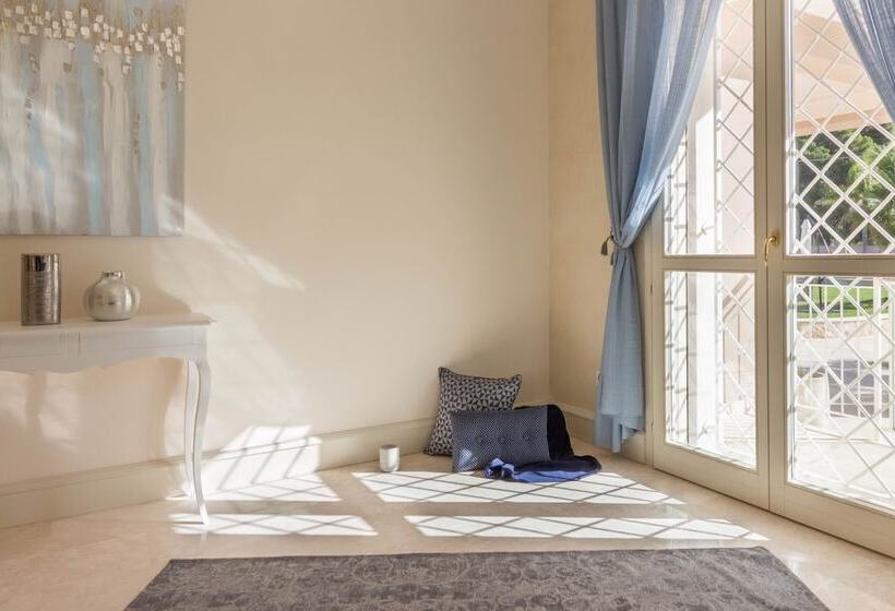 تختخواب و صبحانه Villa Furoa