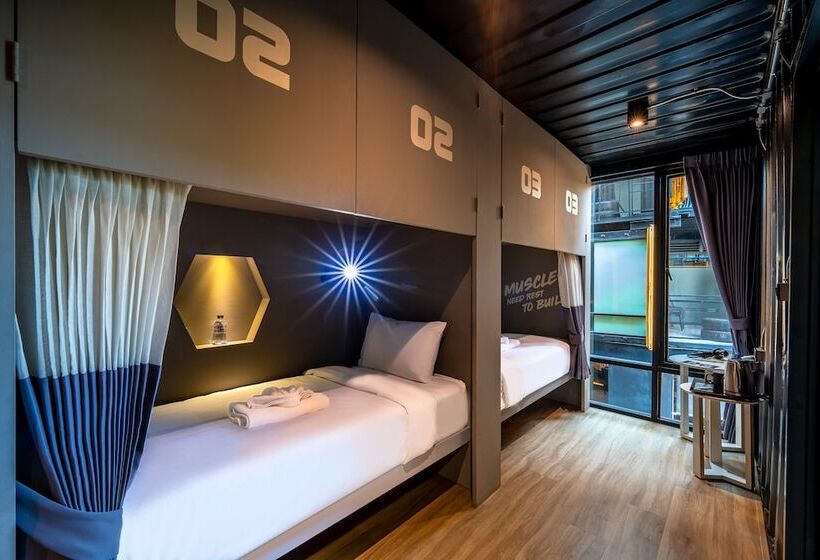هتل Hivetel