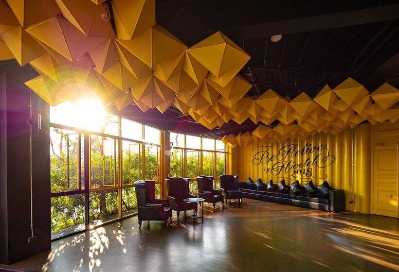 هتل Hivetel