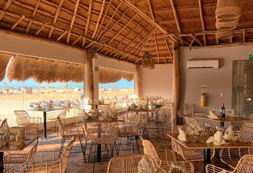 هتل On Vacation Wayira Beach