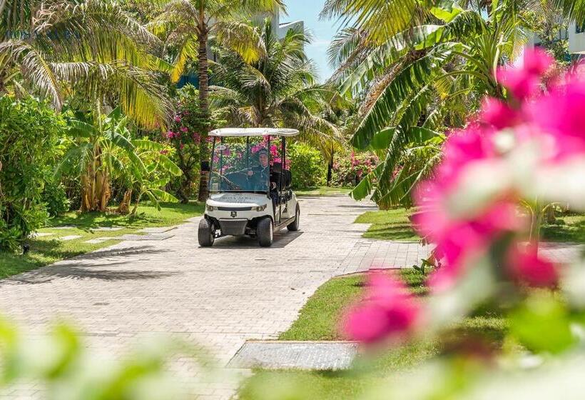 هتل Rosa Alba Resort & Villas Tuy Hoa