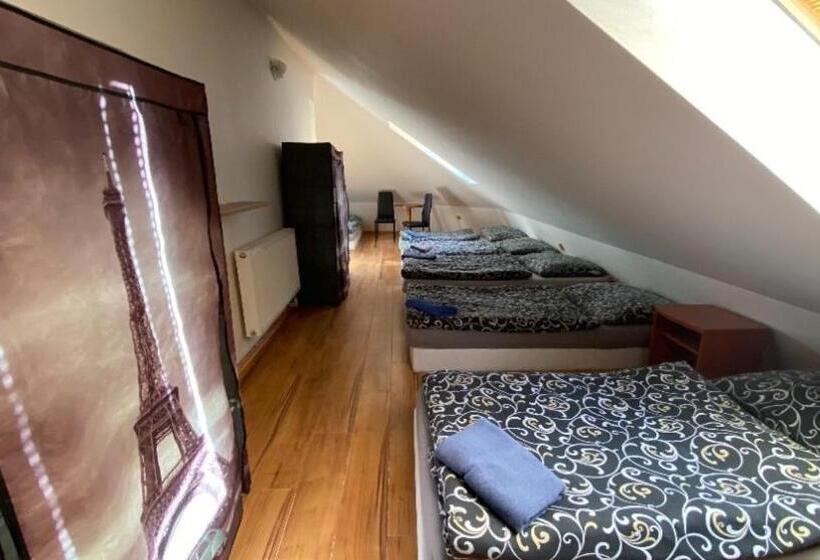 هتل U Betty   Ostrava Centrum