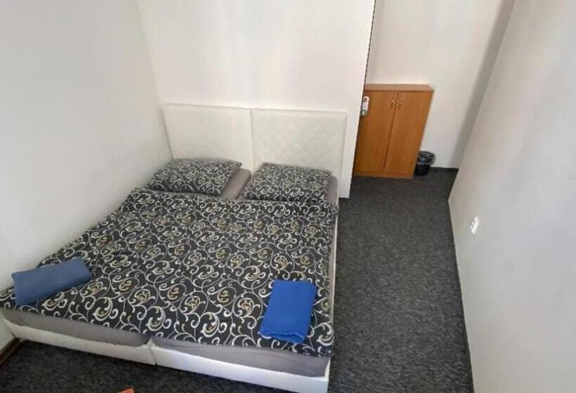 هتل U Betty   Ostrava Centrum