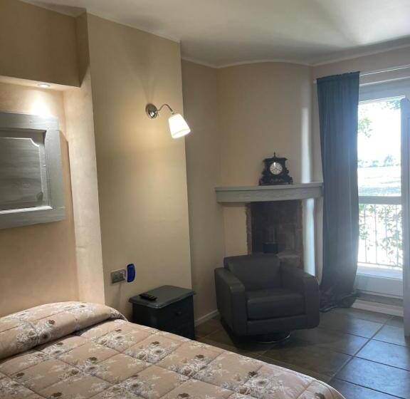 بنسيون Antica Villa Cuneo  Guest House   B&b E Non Un Hotel A Cuneo