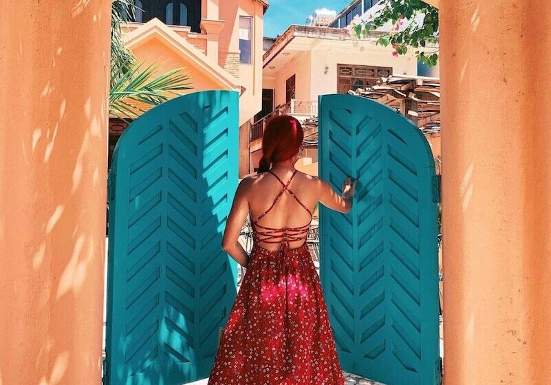 تختخواب و صبحانه The Mansion Hoi An By Minova