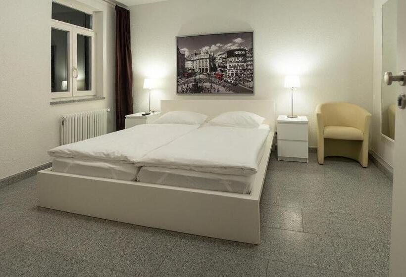 酒店 Krone Zentrum