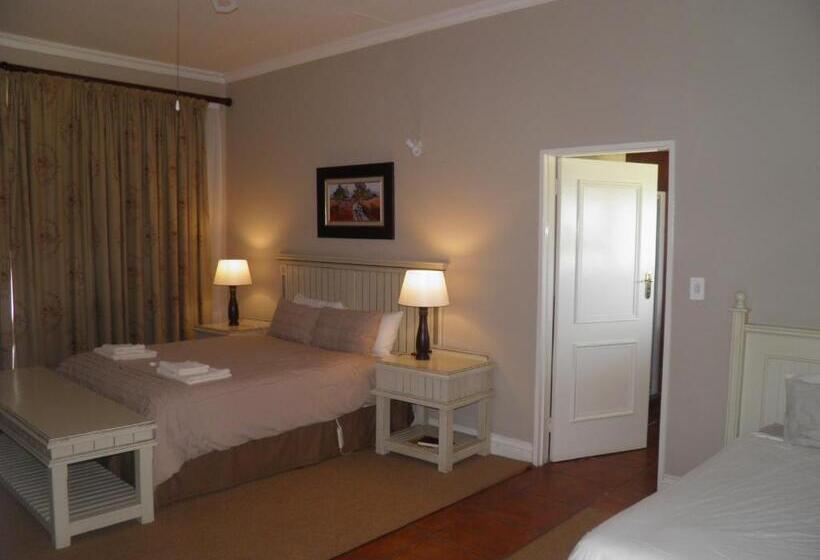 בית מלון כפרי Long Creek Lodge