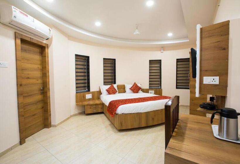هتل Balaji Palace