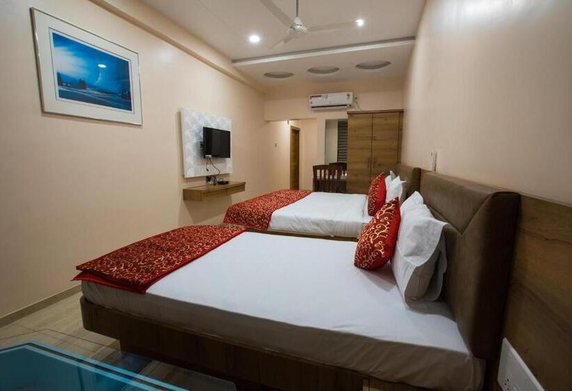 هتل Balaji Palace