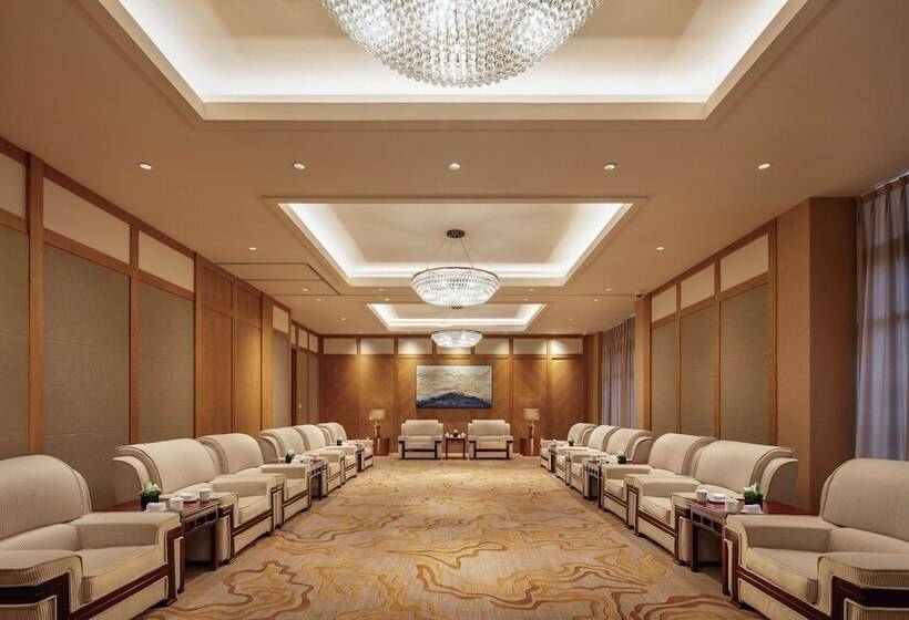 هتل Hilton Wen An