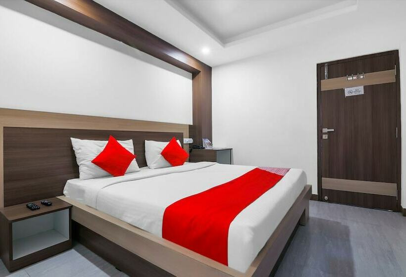 Hotel Oyo Flagship 22529 Elegance Inn