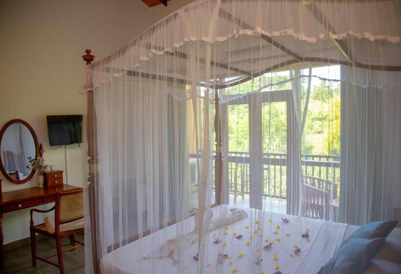 تختخواب و صبحانه Laluna Eco Resort Pvt Ltd