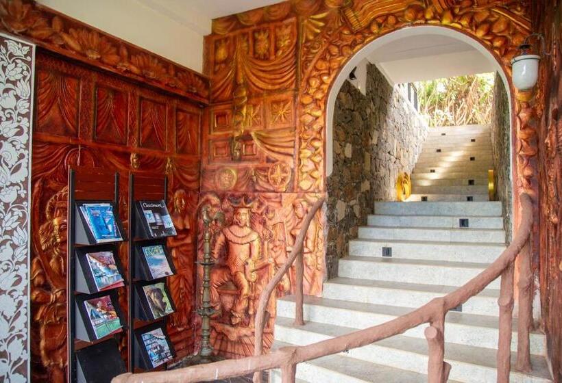تختخواب و صبحانه Laluna Eco Resort Pvt Ltd