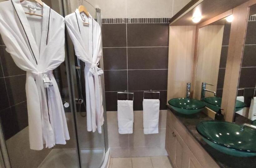 بنسيون Lochwood Guest House