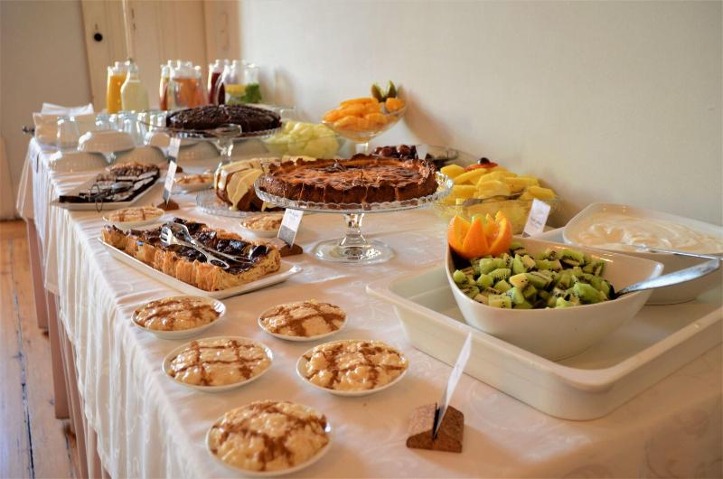 تختخواب و صبحانه Solar Dos Poetas