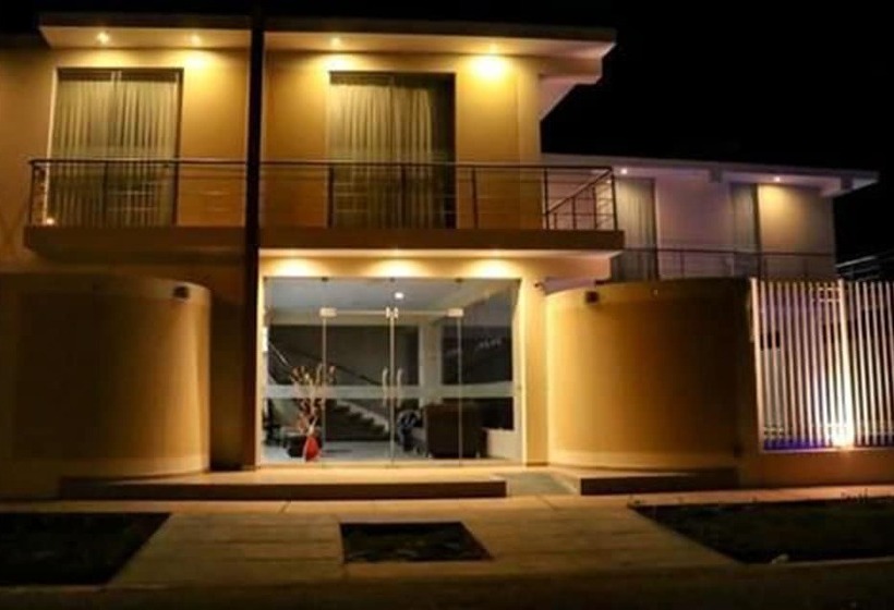 هتل El Parral Suite