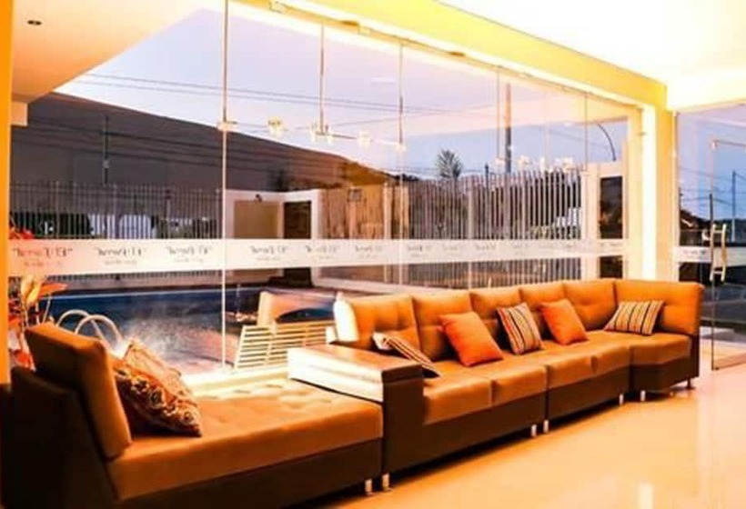 هتل El Parral Suite