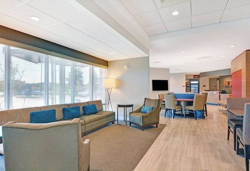 هتل Towneplace Suites By Marriott Jackson Airport / Flowood
