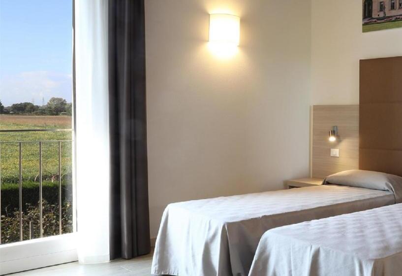 Отель Agriturismo Corte Foscara