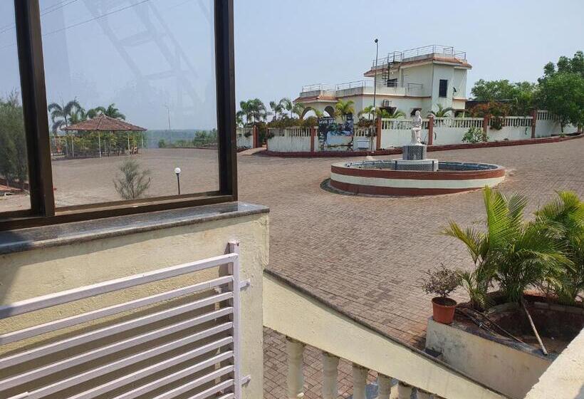 Отель Mango Valley Resort Ganpatipule
