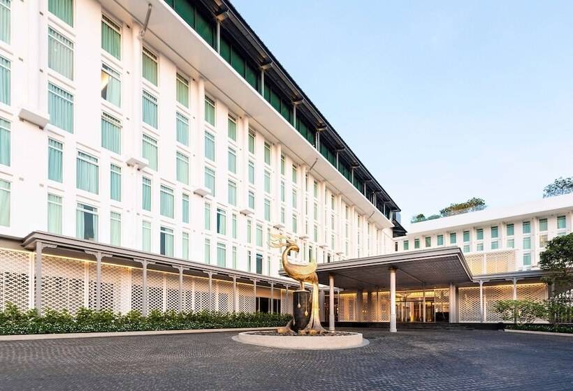 هتل Ramada Plaza By Wyndham Chao Fah Phuket