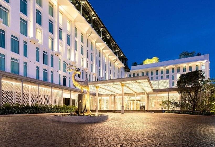 هتل Ramada Plaza By Wyndham Chao Fah Phuket