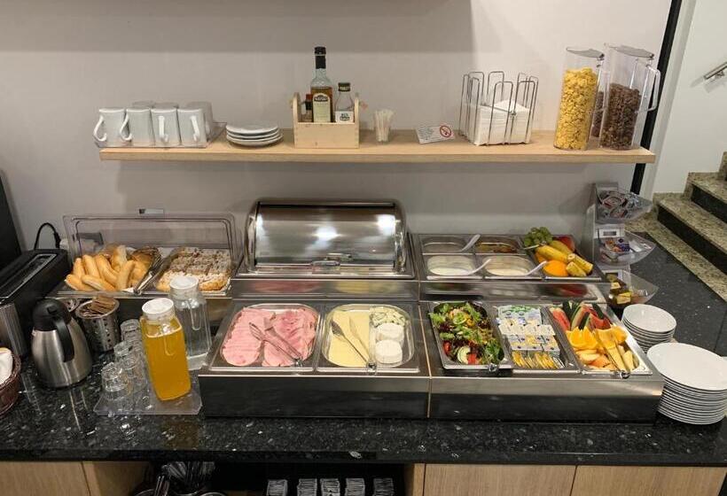 Fotos del hotel Valcha:  16