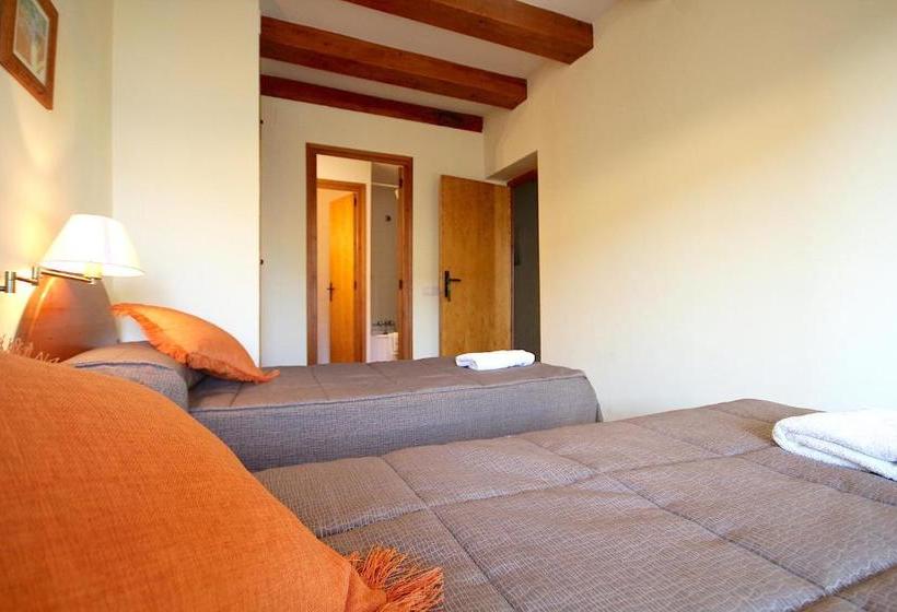 הוסטל Centre Del Montsec