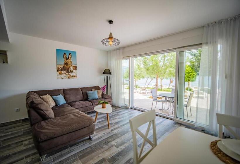 Apartments Edera