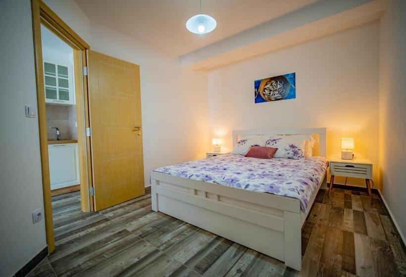 Apartments Edera