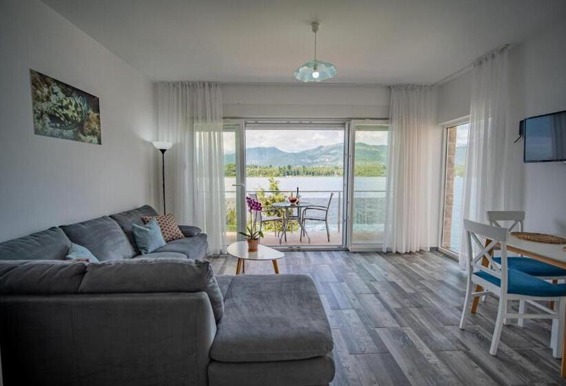 Apartments Edera