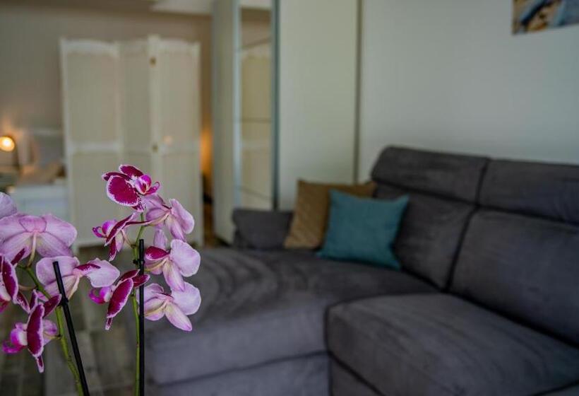 Apartments Edera